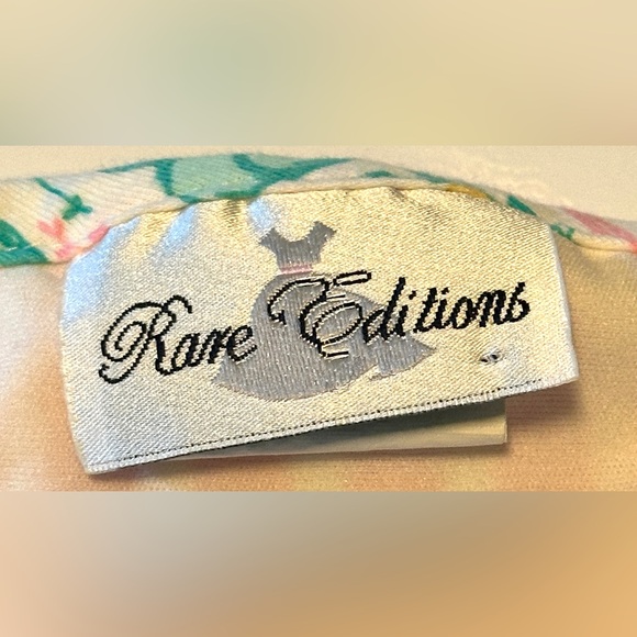 Rare Editions Easter Bunny Bib - Picture 5 of 6